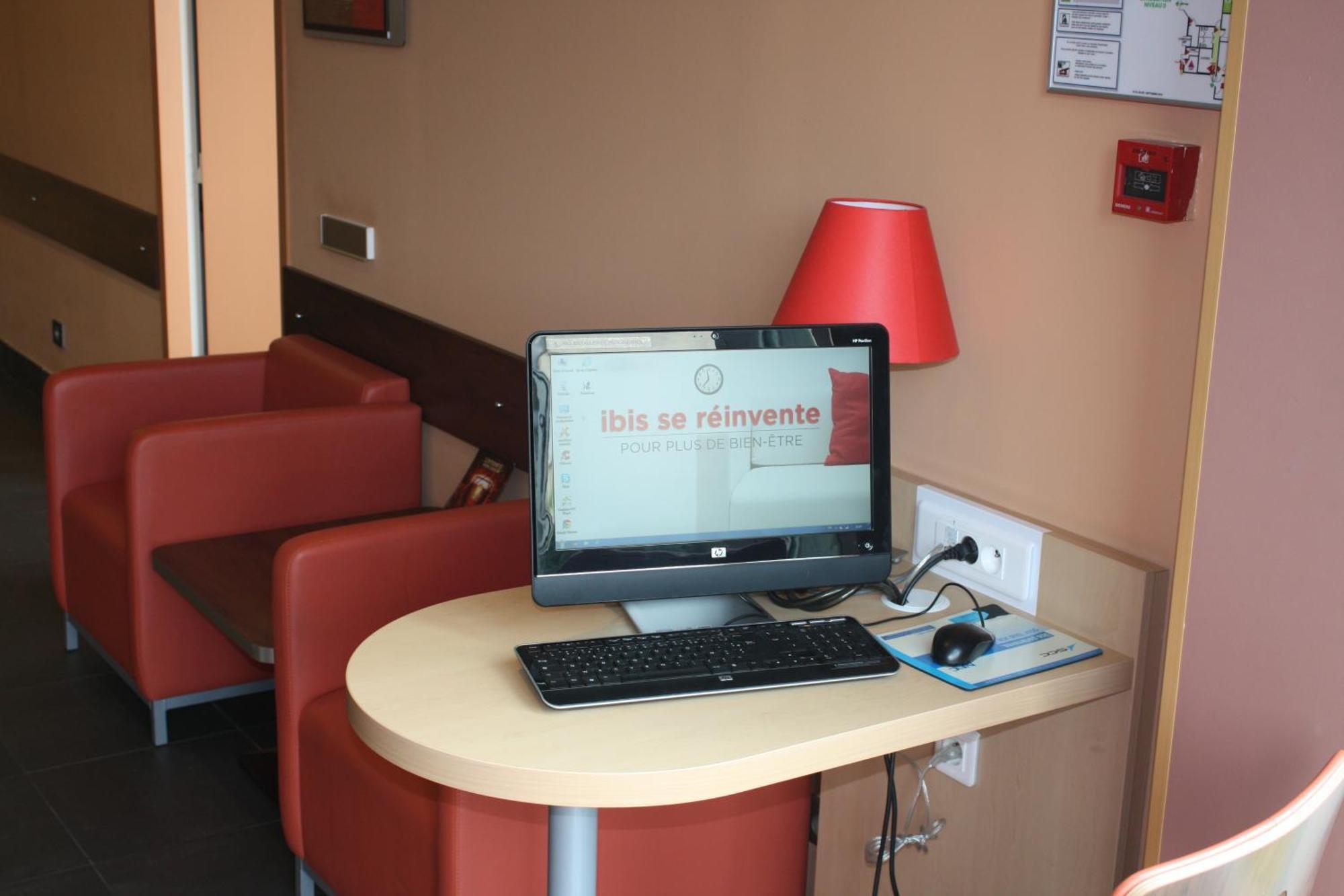 Ibis Lyon Sud Chasse Sur Rhone Hotel Eksteriør billede