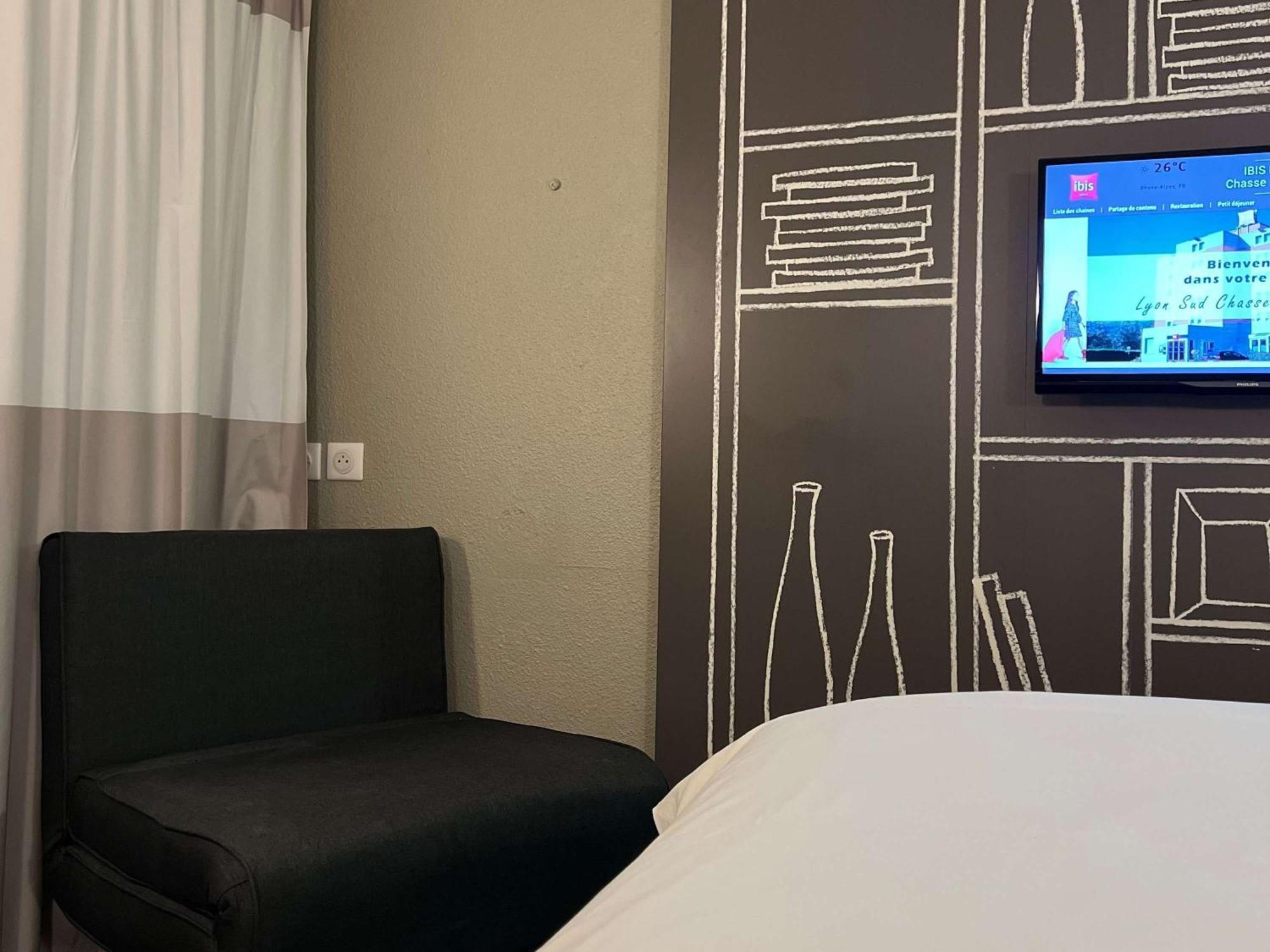 Ibis Lyon Sud Chasse Sur Rhone Hotel Eksteriør billede