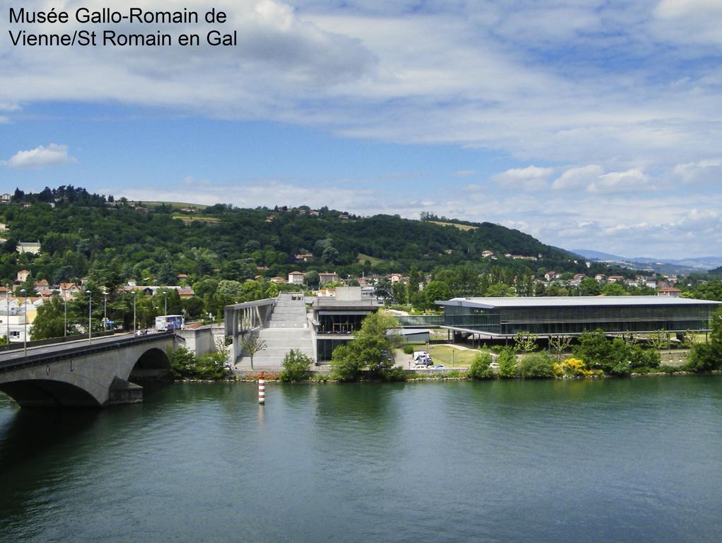 Ibis Lyon Sud Chasse Sur Rhone Hotel Eksteriør billede